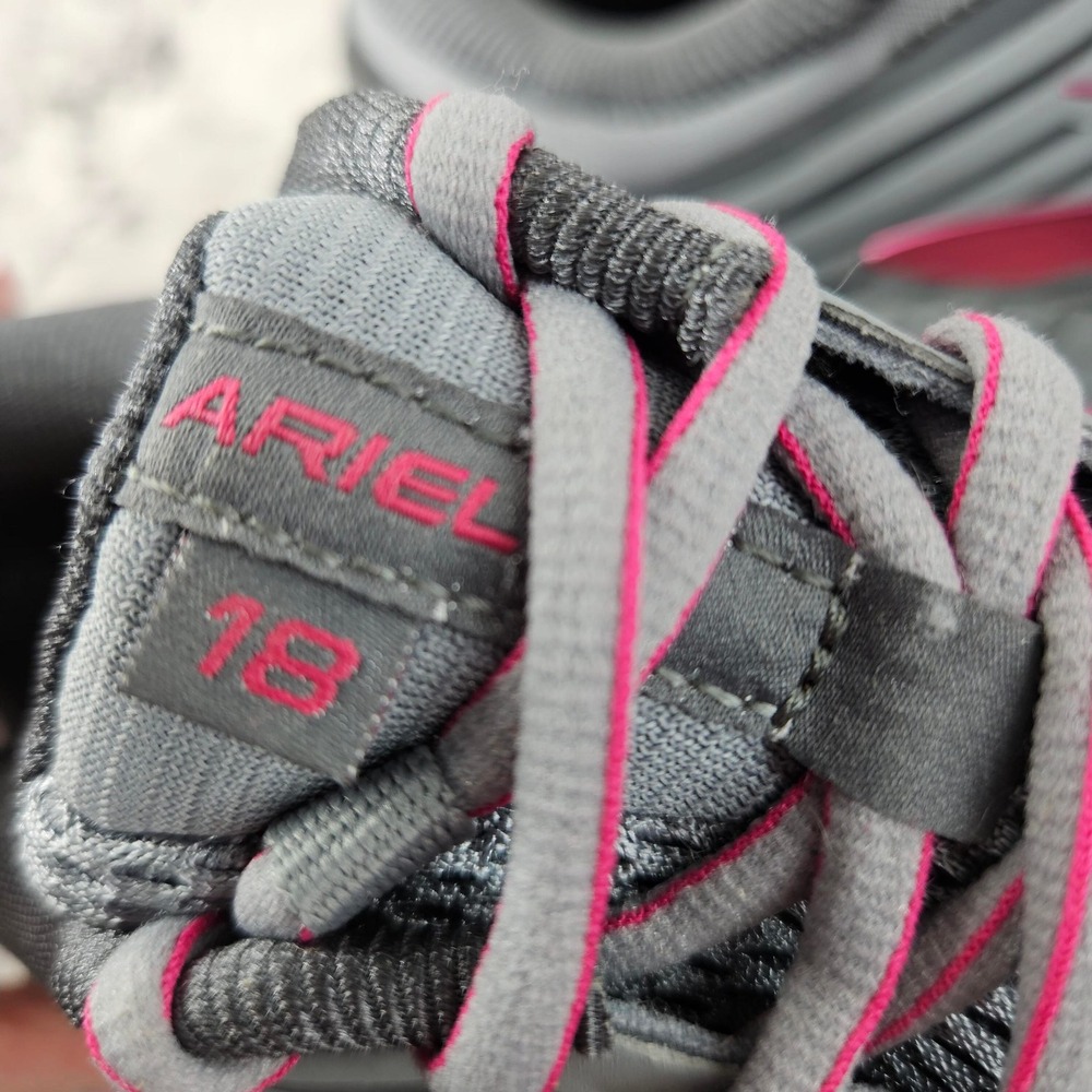 Brooks Ariel 18 Running Shoes Womens 9B Grey Pink 1202711B091 Training Sneakers - Picture 5 of 14